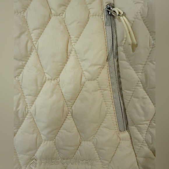 Free Country Quilted Puffer Vest Women’s M Cream Lightweight Zip Outdoor - Picture 5 of 7